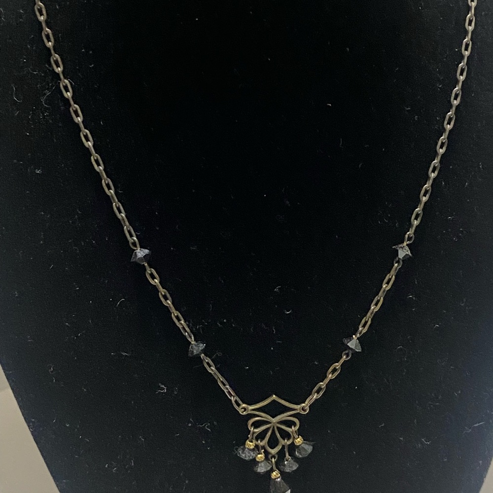 Robert Rose Elegant Black and Gold Necklace